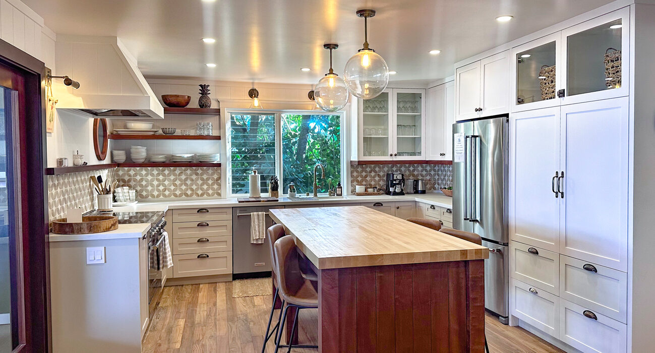 Aloha House kitchen, North Shore Oahu - Mana Properties Hawaii